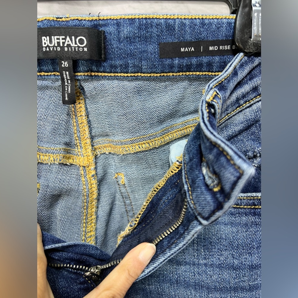 Buffalo Jeans Maya Mid Rise - Picture 3 of 3